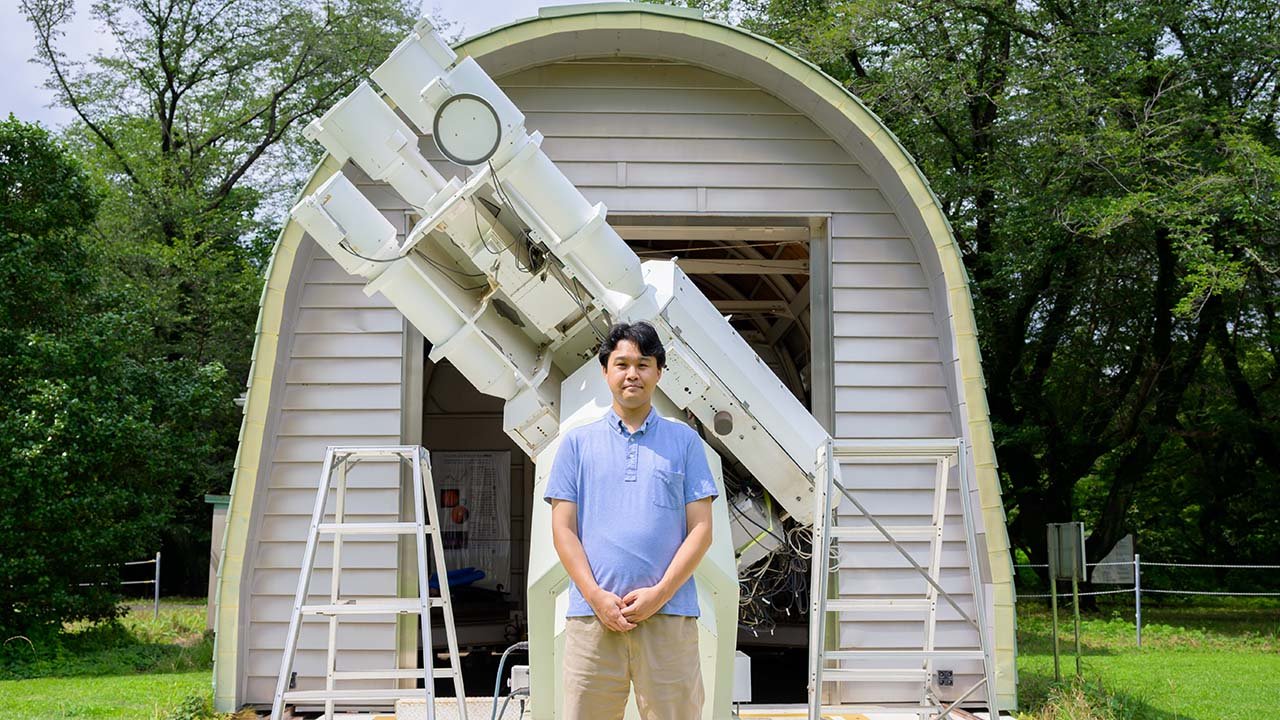 職員インタビューに米谷夏樹 特任専門員へのインタビューを掲載しました