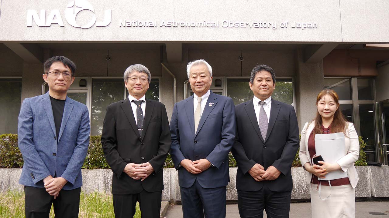 澤田NTT取締役会長・宇宙政策委員長が、国立天文台三鷹キャンパスに来訪