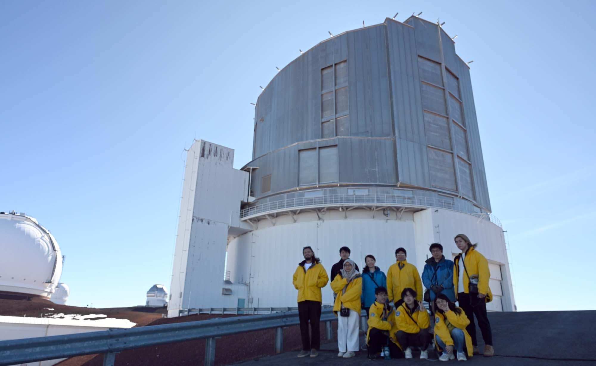 Graduate Students Conduct Observational Training Using the Subaru Telescope